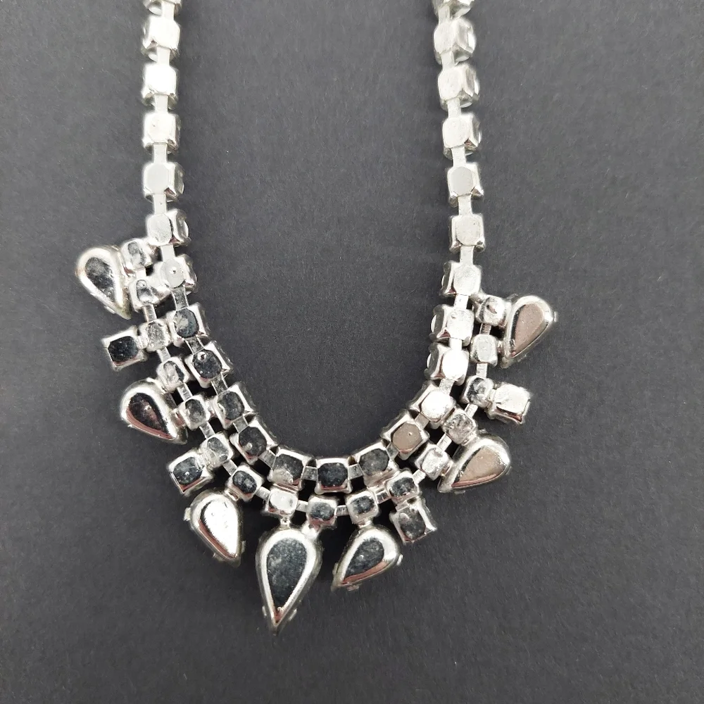 Vintage White Milk Glass Look And Clear Rhinestone Necklace